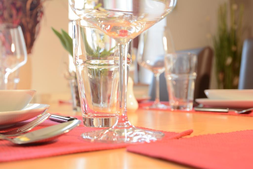 Ferienwohnung Domschatz Naumburg  Szoba fotó