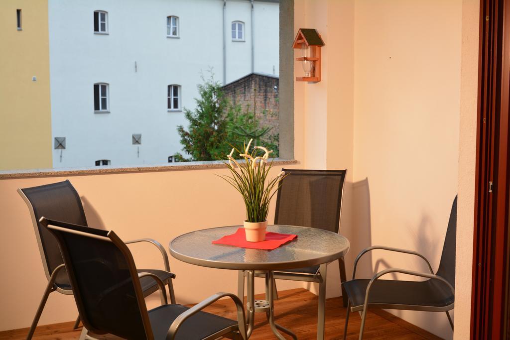 Ferienwohnung Domschatz Naumburg  Szoba fotó